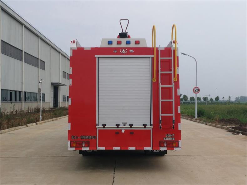 6噸東風(fēng)天錦水罐消防車